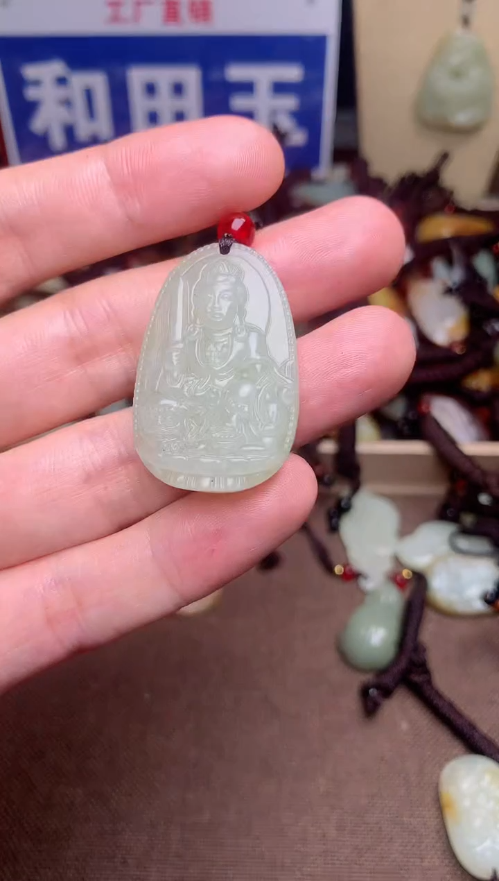 【闪购商品】和田玉未镶嵌颈饰1