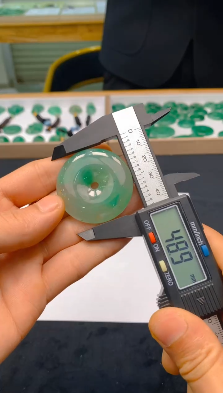 【闪购商品】石英质玉颈饰未镶嵌冰美人非洲翠71