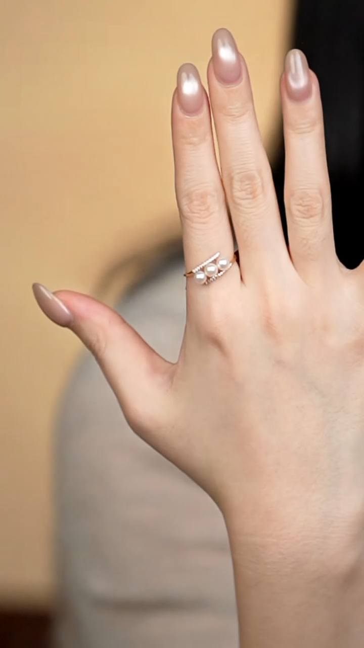 18K金镶嵌戒指海水珍珠4-5akoya三珠戒指