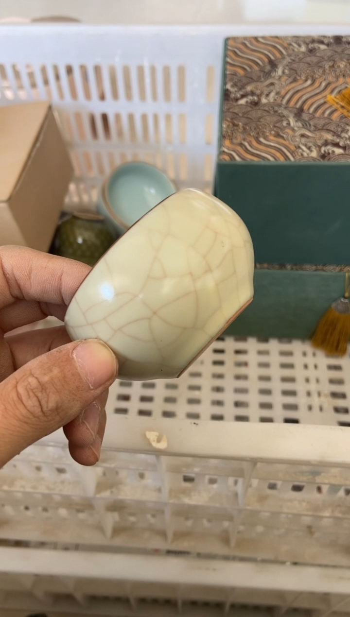 杯无运费险有瑕疵的摄影的产品有使用过的痕迹有点脏介意勿拍