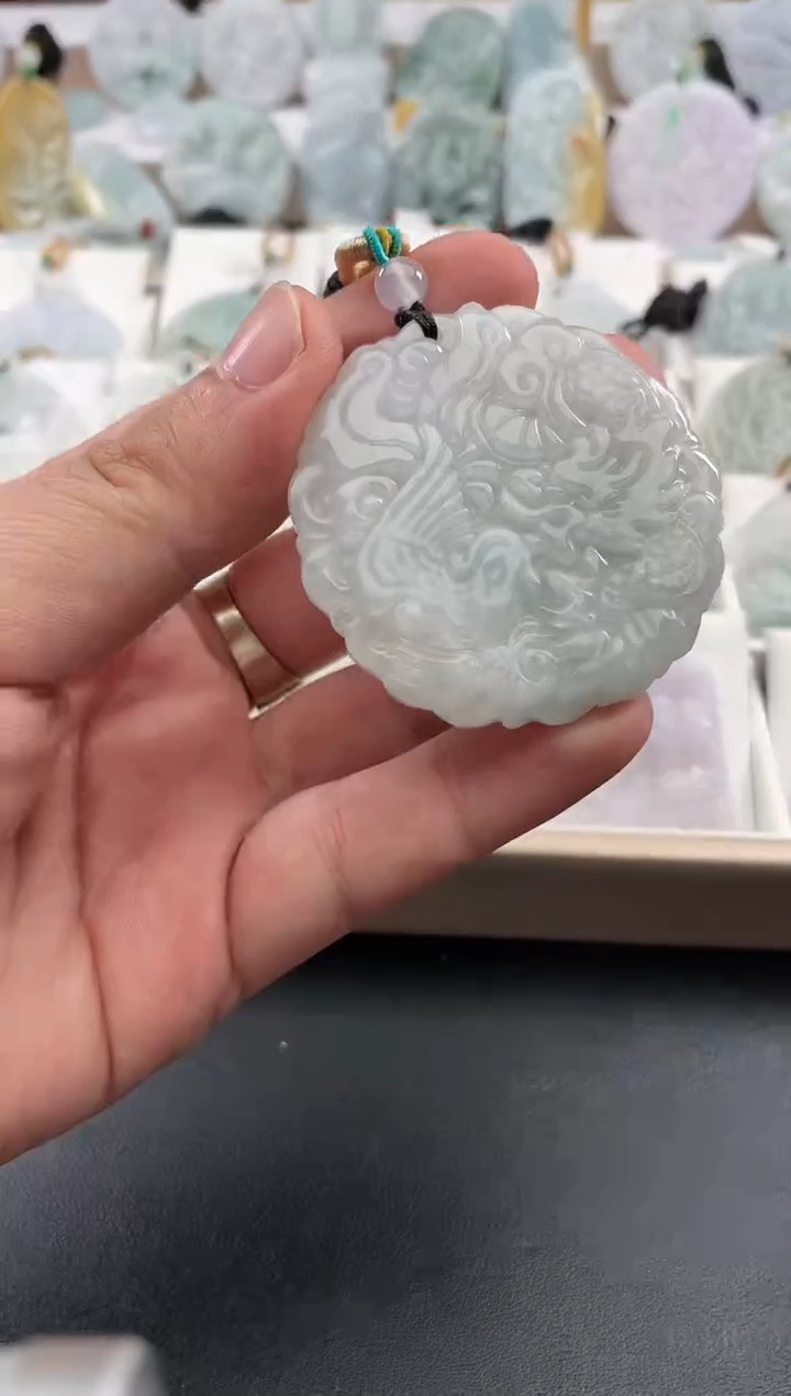 颈饰未镶嵌翡翠25/12/27/.69