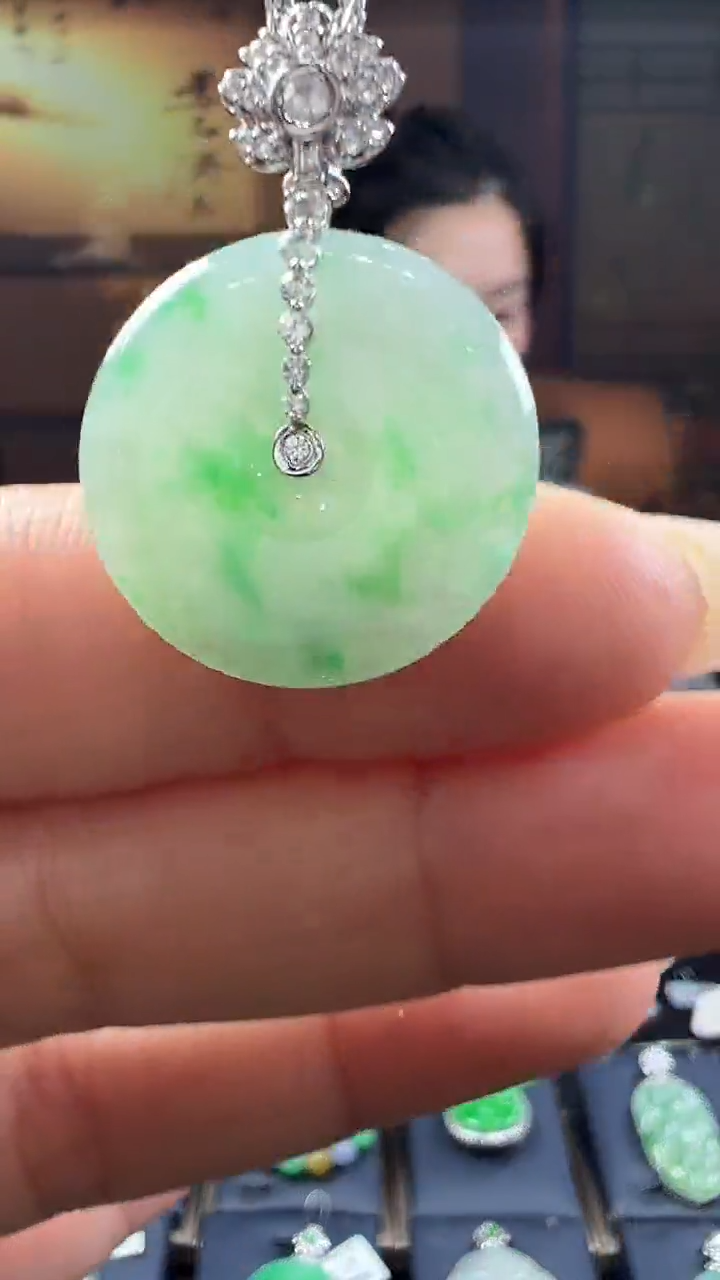 18K金镶嵌挂件翡翠平安扣 不含链