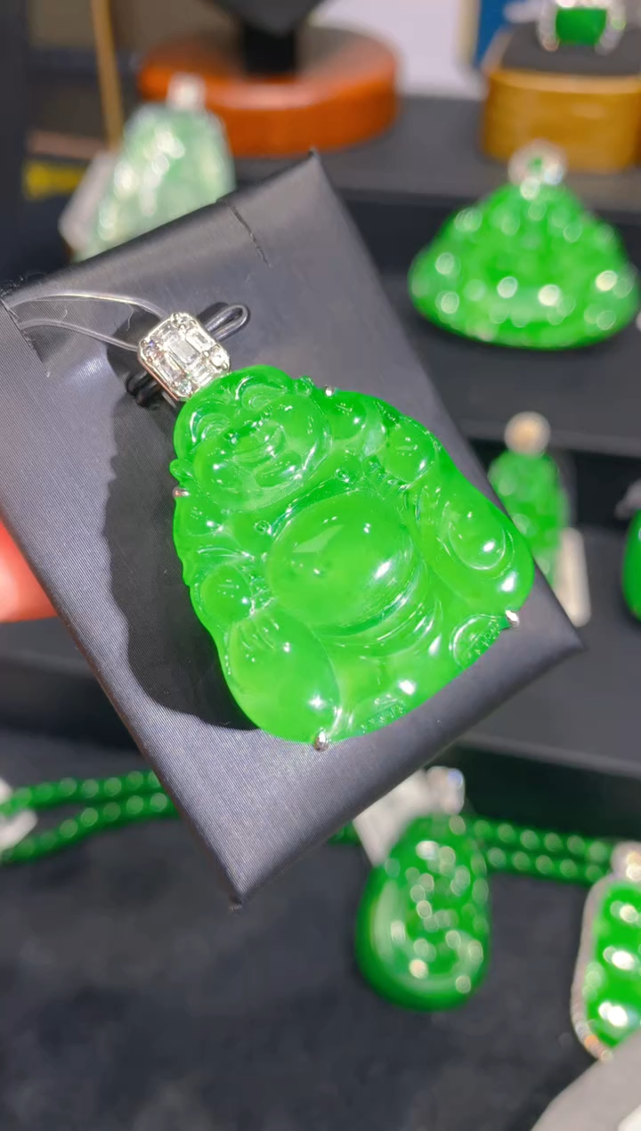 【闪购商品】翡翠颈饰银S925镶嵌34一季