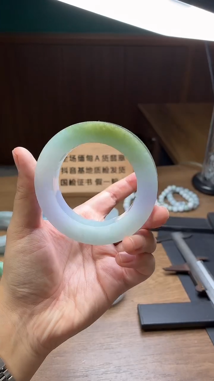 未镶嵌手镯定制翡翠果***2定制