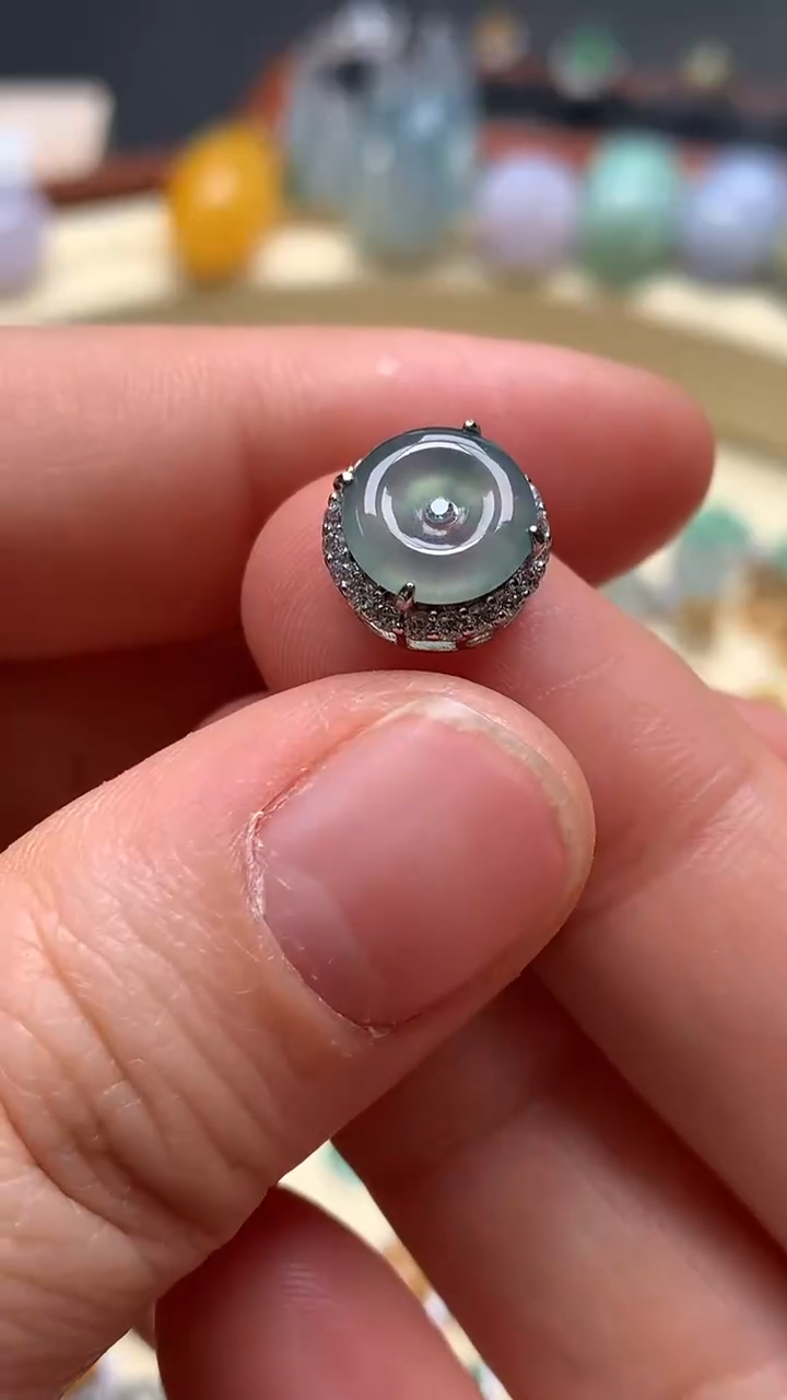 【闪购商品】翡翠耳饰银S925镶嵌翡翠平安扣