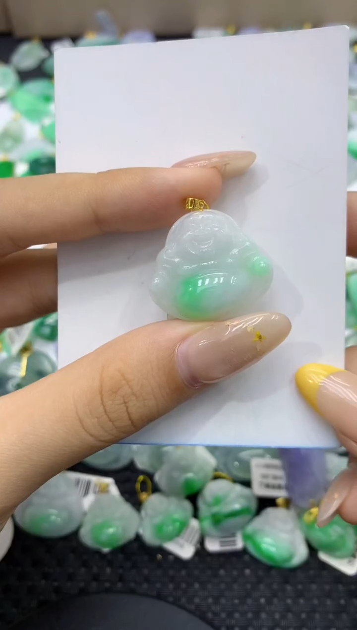 颈饰18K金镶嵌翡翠天然缅甸翡翠A货