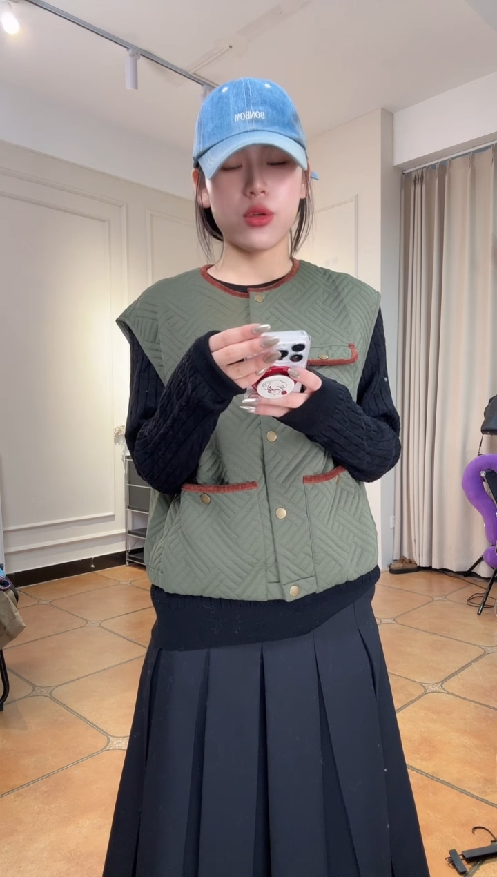胖****?设计师品牌新款袜套