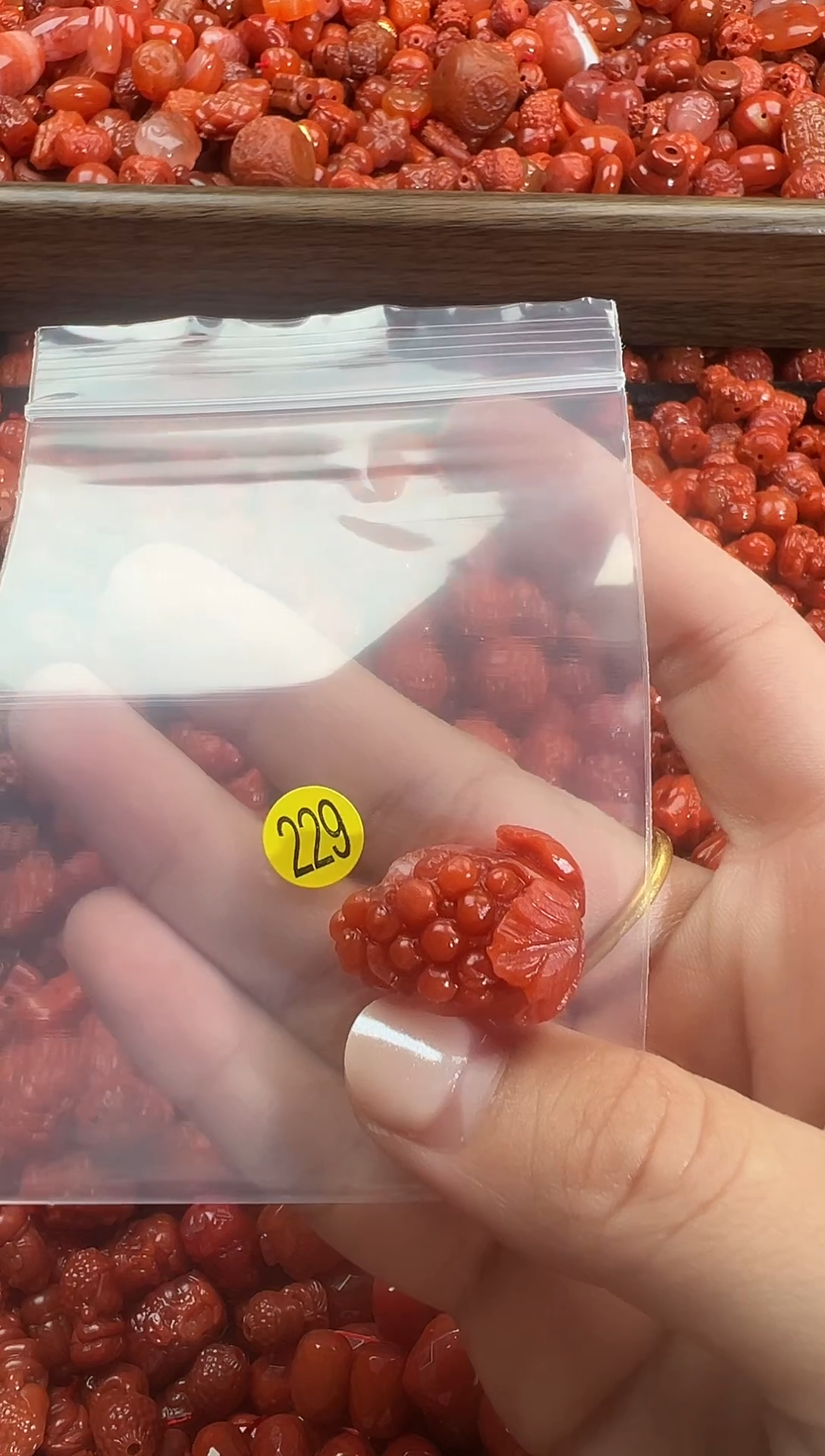 颈饰未镶嵌南红玛瑙1