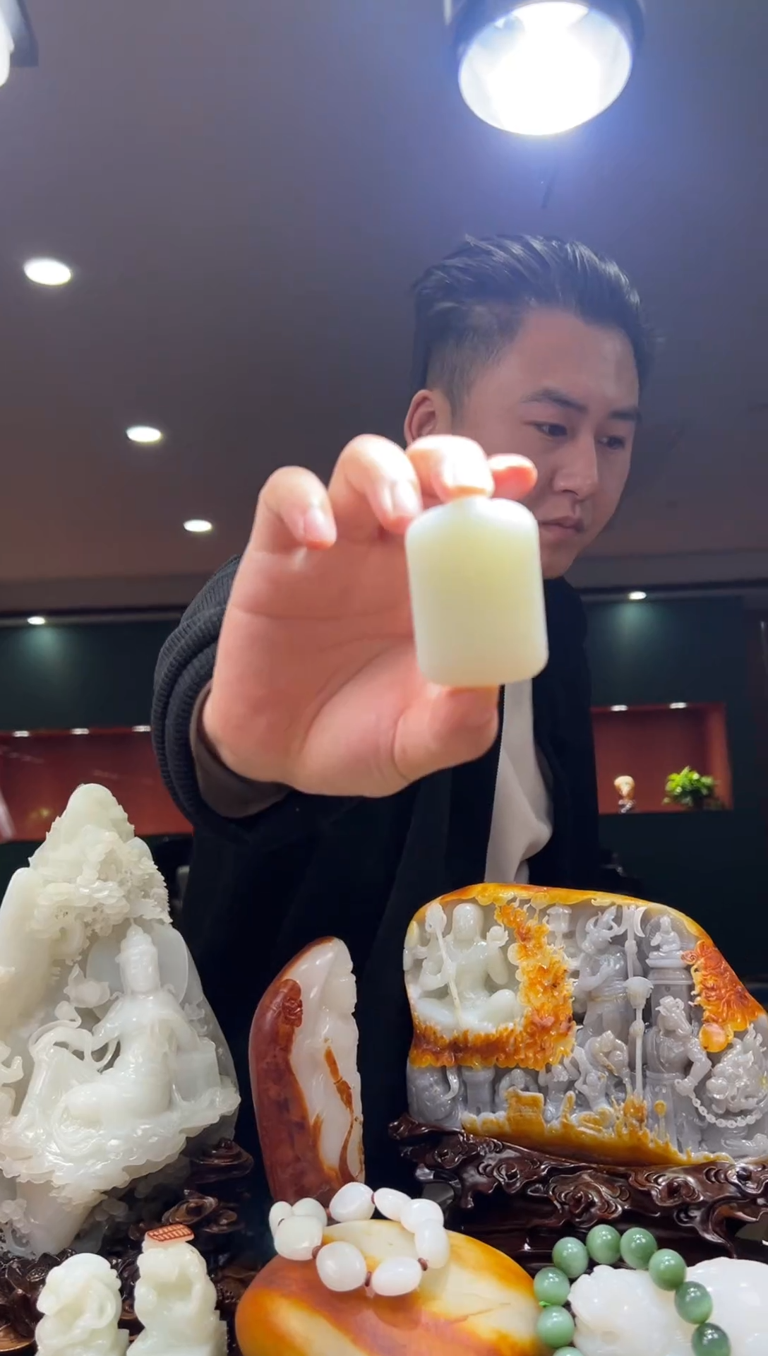 未镶嵌和田玉把件繁*和田玉