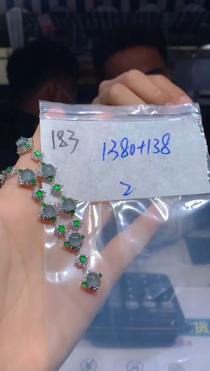 【闪购商品】定制翡翠未镶嵌183吊坠多样性拍一发一毛货定制抛光