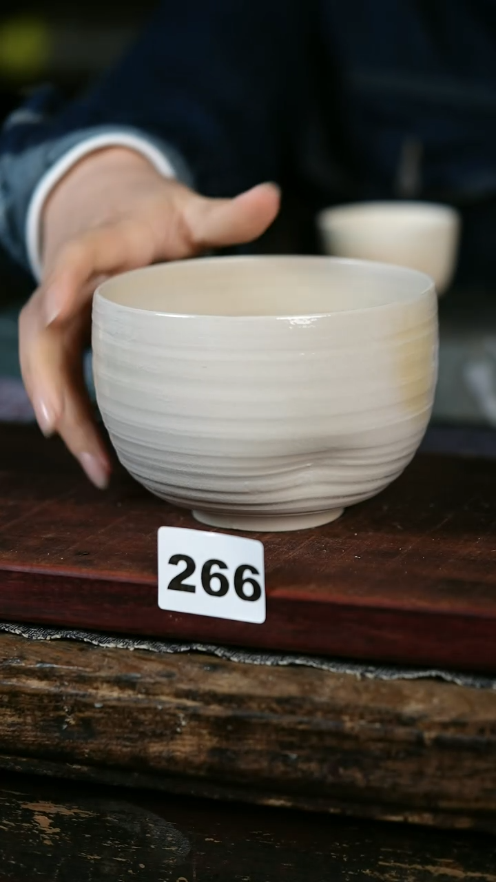 【闪购商品】瓷片见山北野见山北野