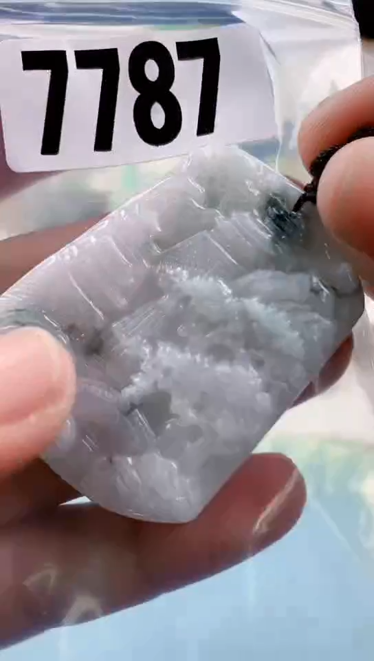 【闪购商品】翡翠挂件未镶嵌天然翡翠吊坠挂件