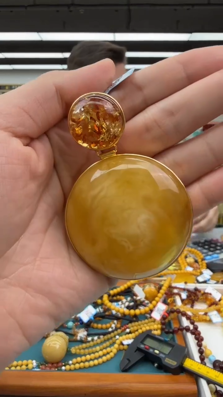 【闪购商品】琥珀颈饰银S925镶嵌163秒拍号