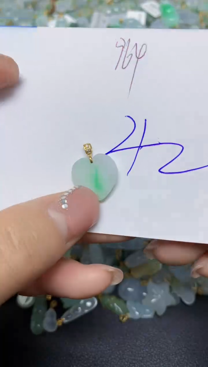 【闪购商品】翡翠挂件18K金镶嵌 天然翡翠A货