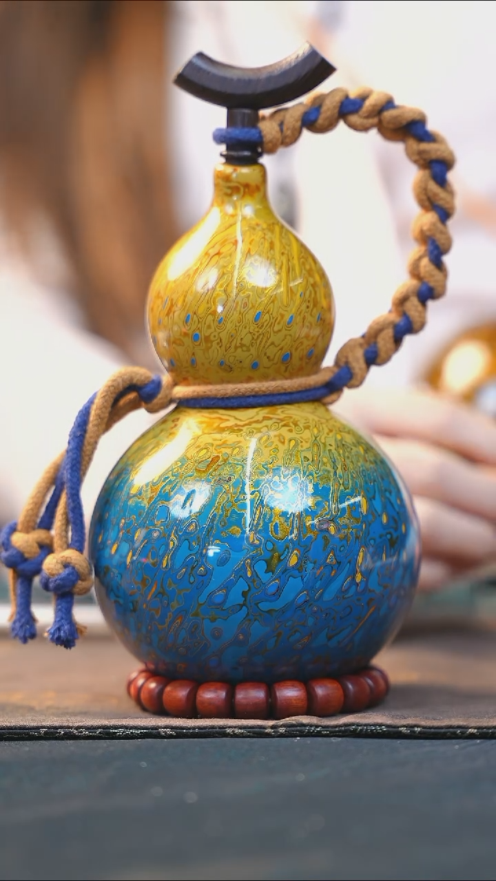 【闪购商品】WY247漆艺酒葫芦不包手串及旋转底座