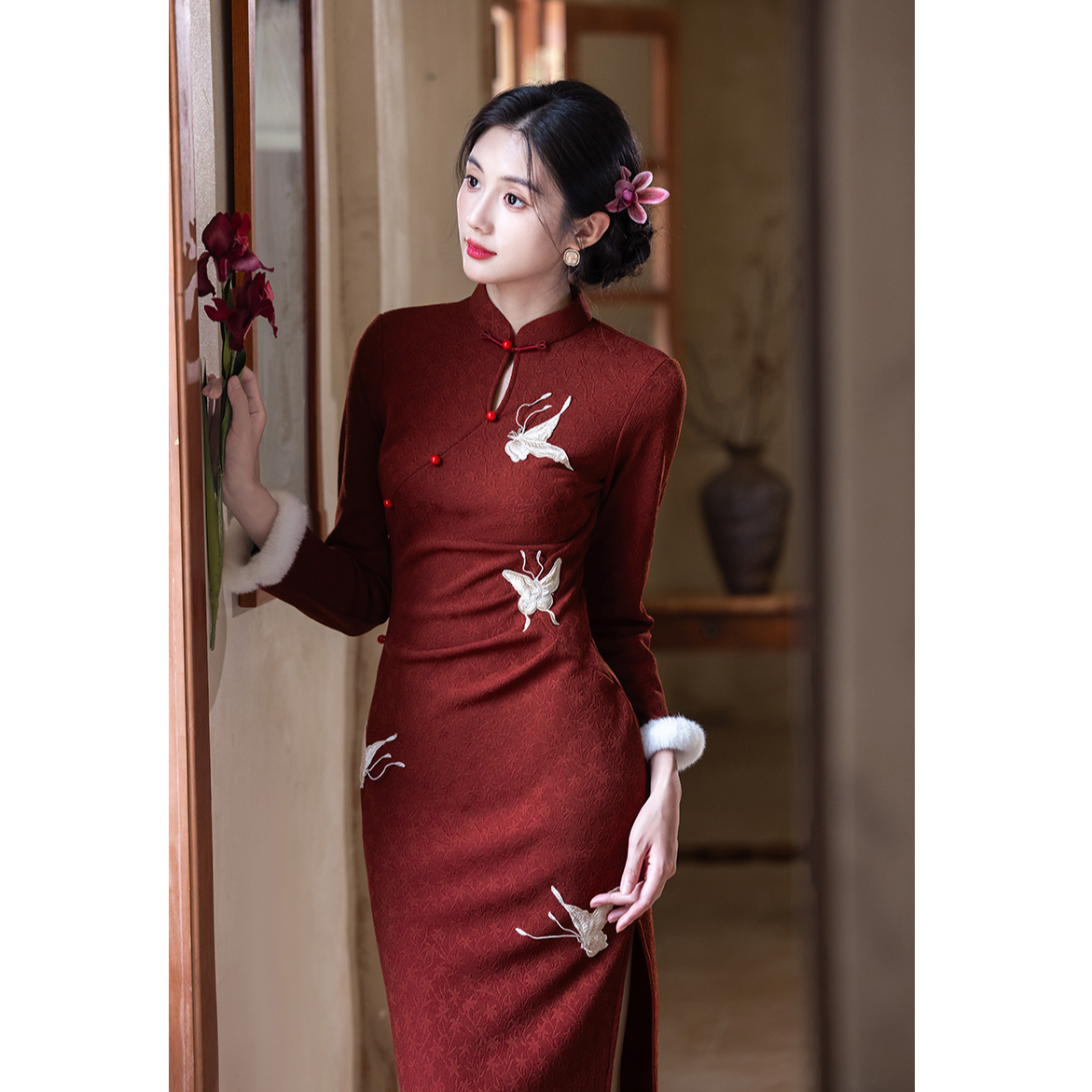 苏故里【蝶舞】冬季新款修身显瘦气质女人味红色米白色旗袍弹力保暖