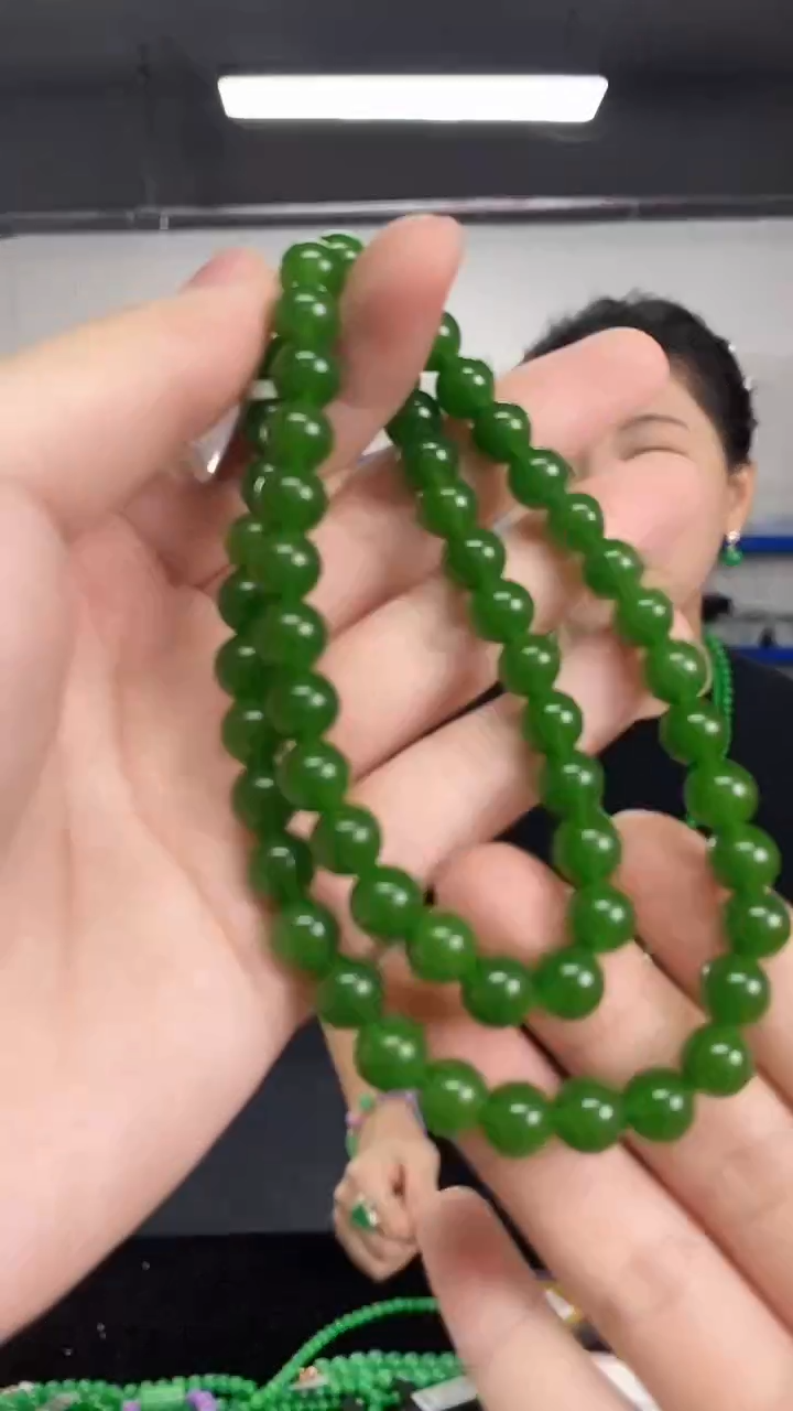 颈饰未镶嵌和田玉闪购链接 多样性发其一颜色微差