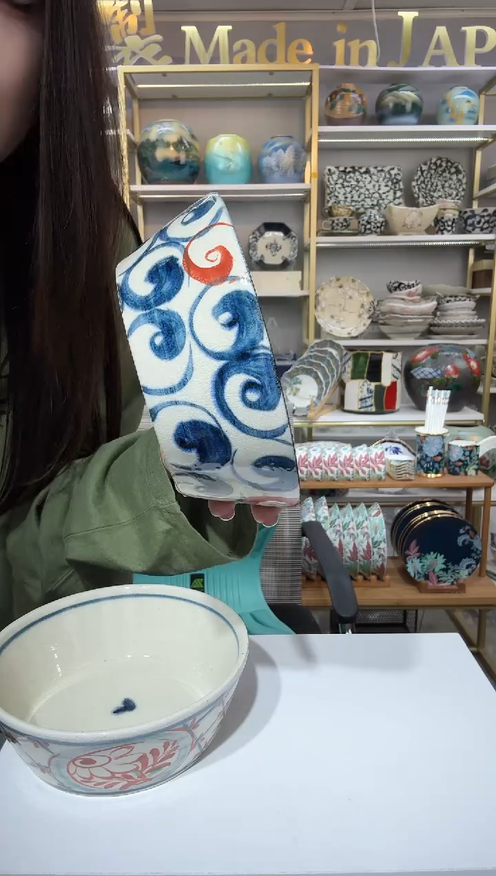 陶瓷宗山窑平底钵15.5cm-赤绘旋涡