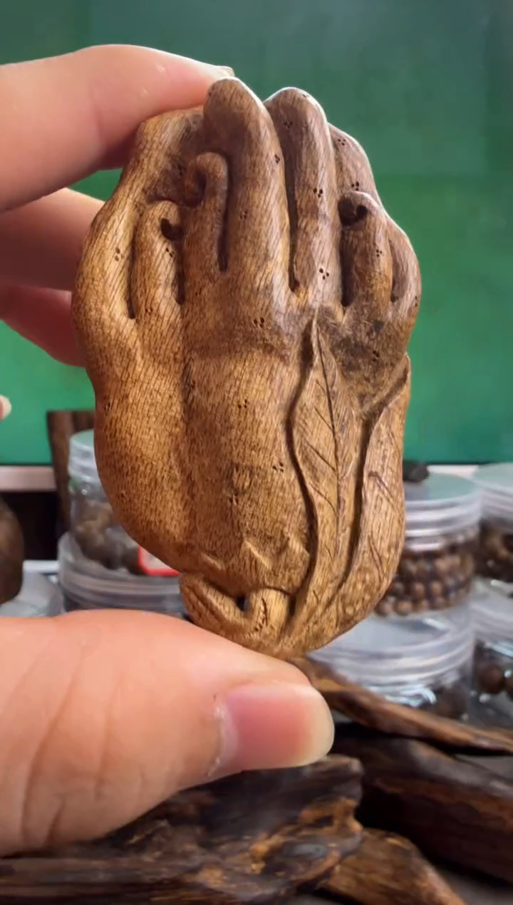 沉香手把件多样性发一