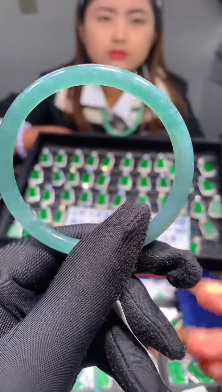 【闪购商品】定制翡翠未镶嵌42定制翡翠-多样性发货（发其一）