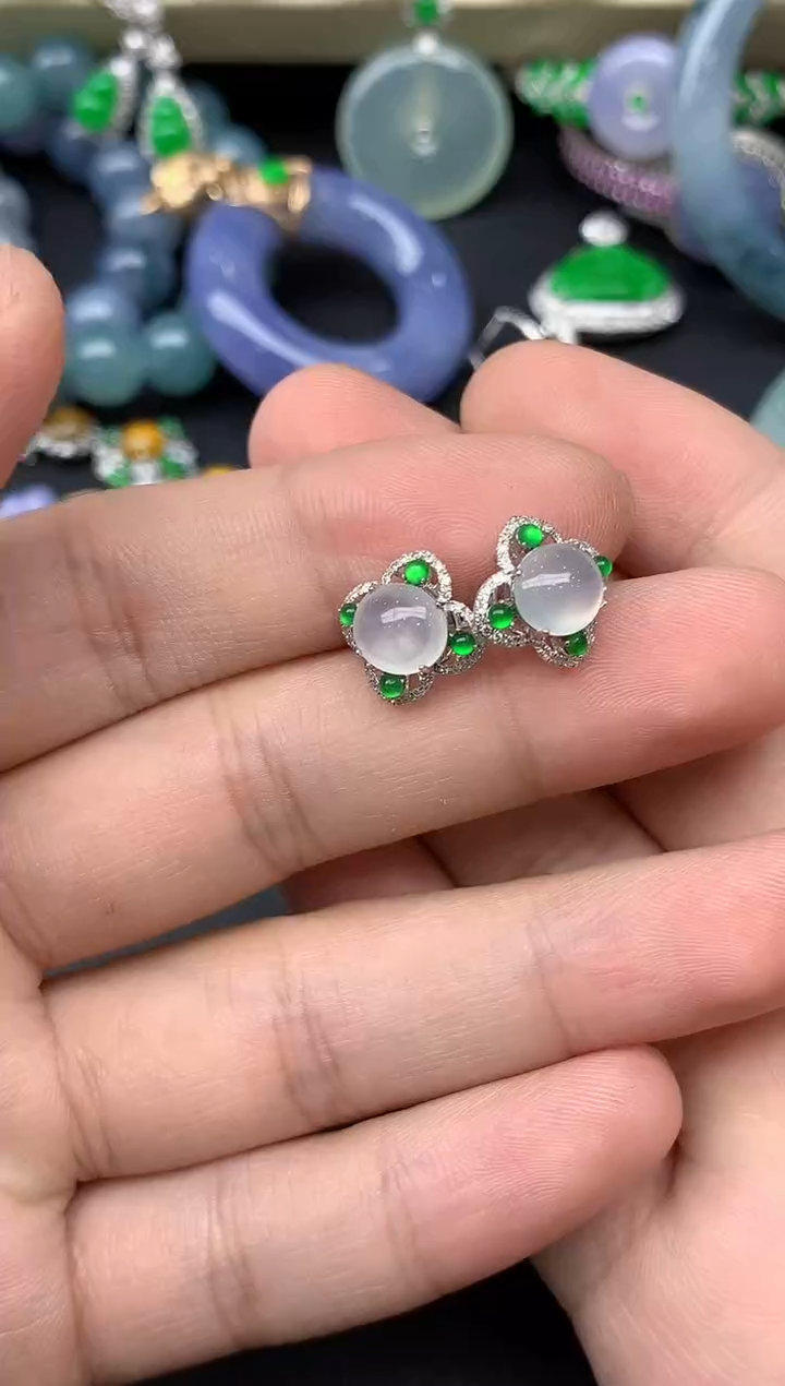 18K金镶嵌翡翠耳饰268-雪姐翡翠天天见