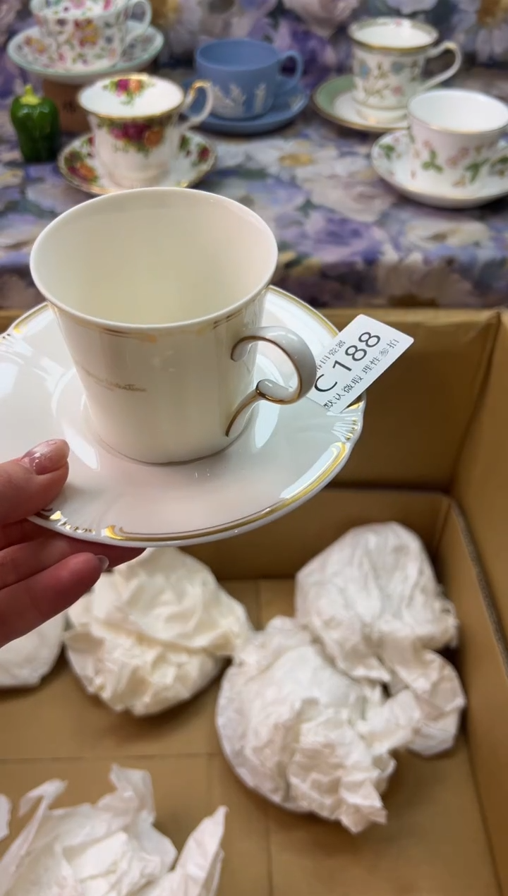 瓷片馒***啦瓷片瓷片          C 188