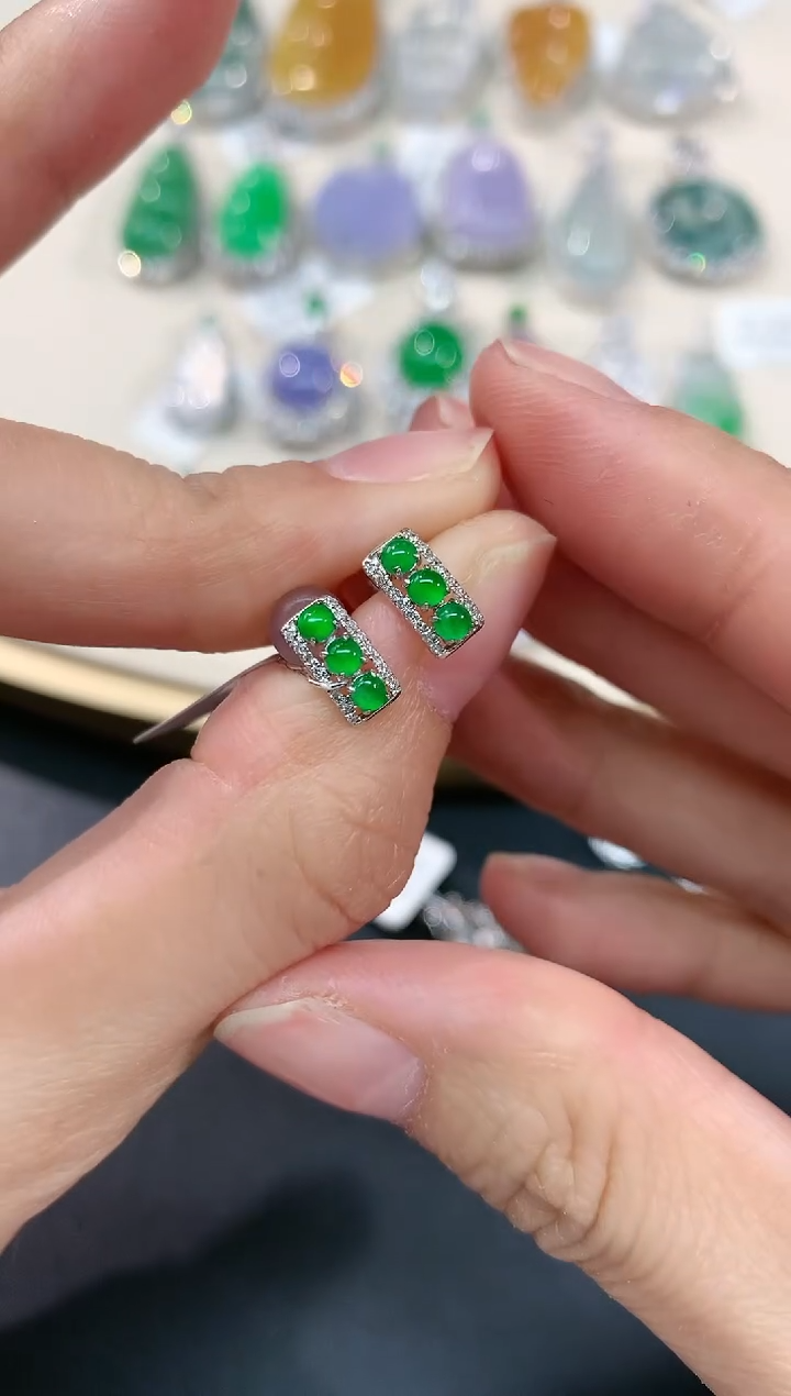 【闪购商品】翡翠耳饰18K金镶嵌A15|2980