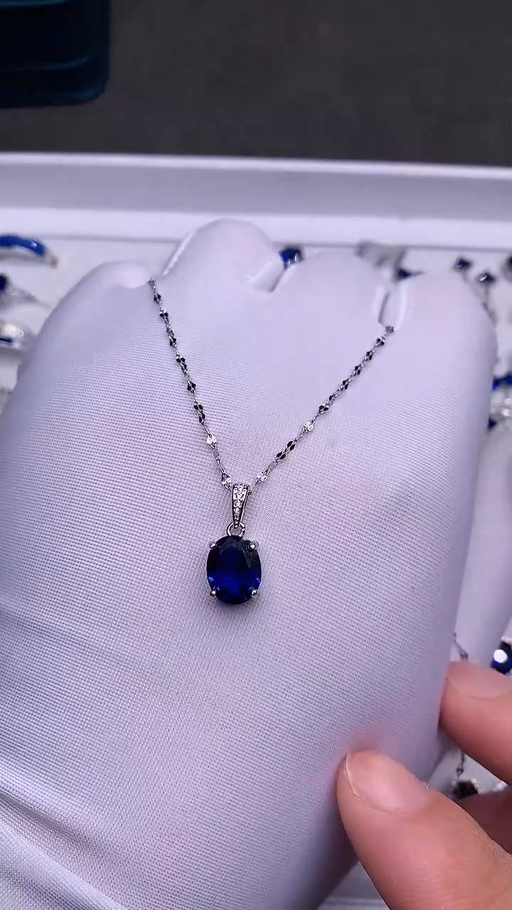 【闪购商品】蓝宝石颈饰银S925镶嵌.........