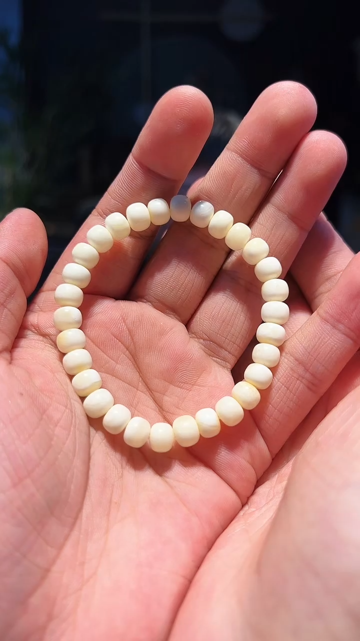 【闪购商品】蜜蜡手链未镶嵌7+单圈