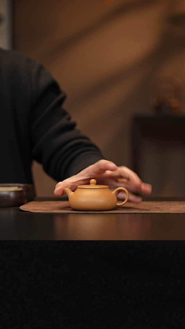 【闪购商品】紫砂茶壶允禾斋 wxm 隐瓢 黄金段 110cc