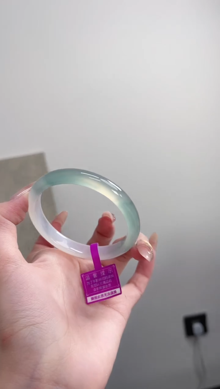 【闪购商品】玛瑙/玉髓手镯未镶嵌57-58圈 需要包容