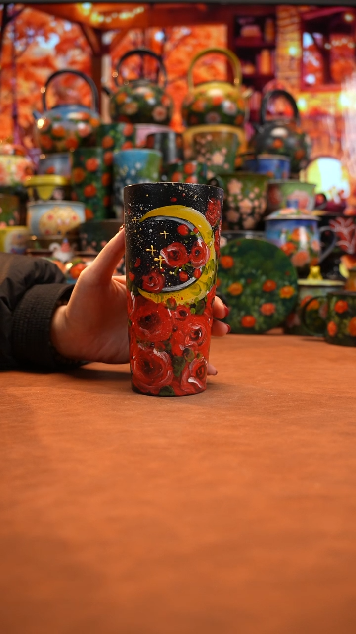 油画    釉下彩   杯子