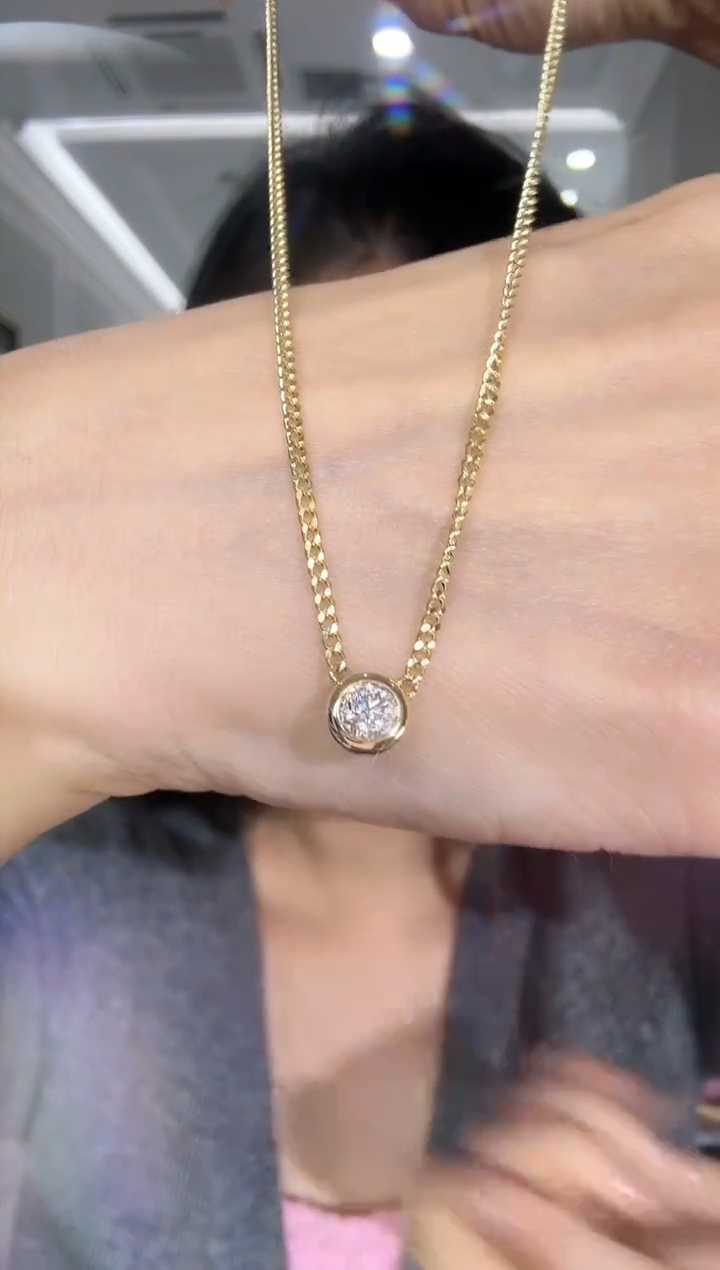 【闪购商品】钻石项链18K金镶嵌古巴泡泡