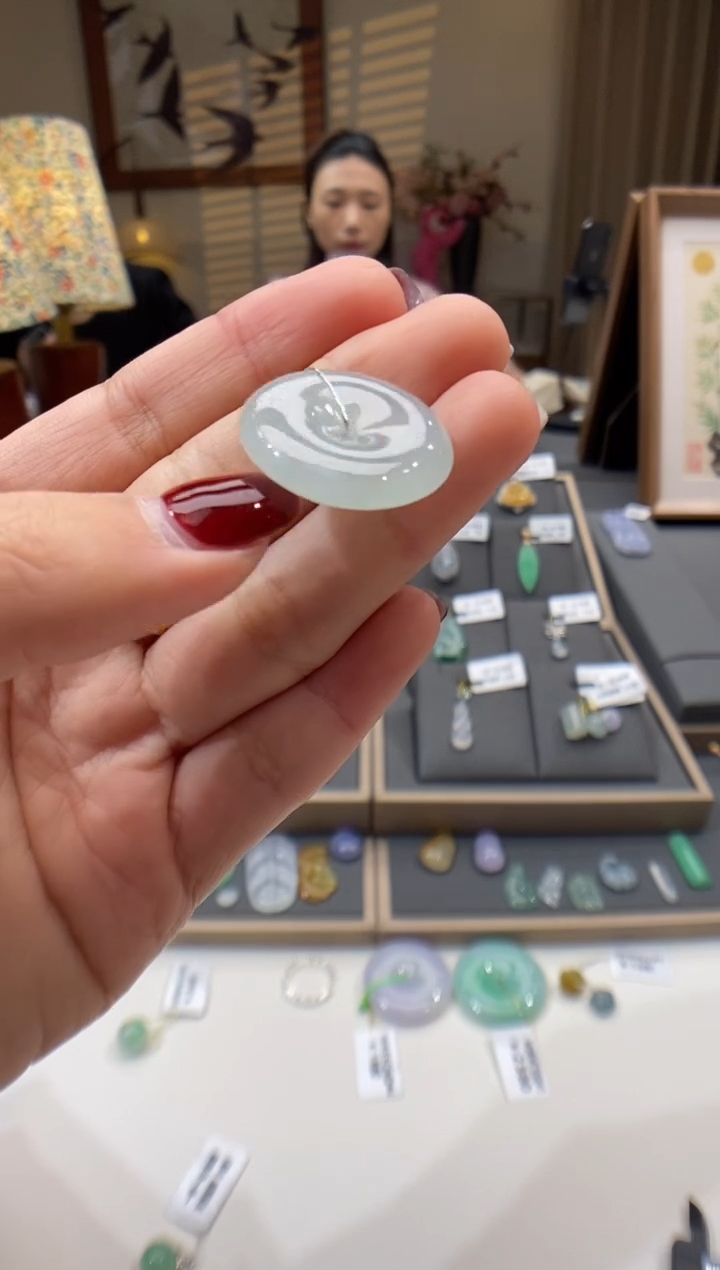 【闪购商品】翡翠颈饰未镶嵌平安扣