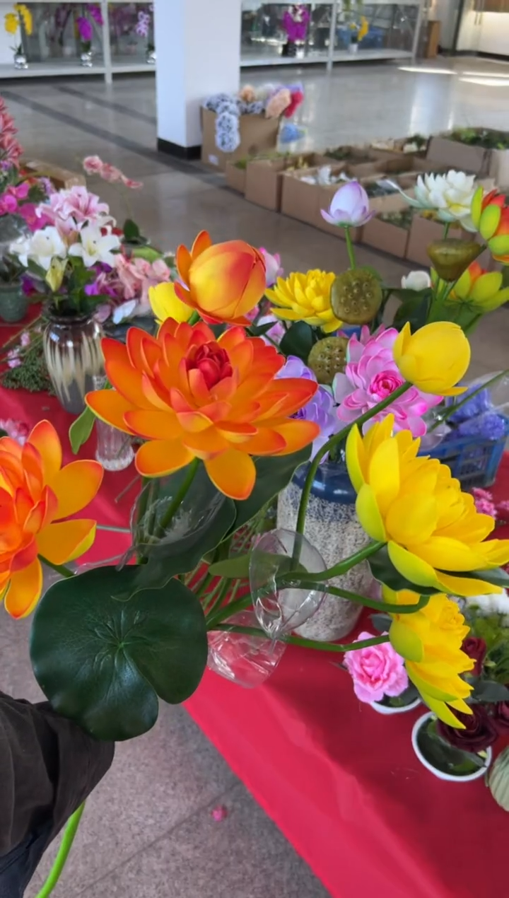 【闪购商品】仿真花束荷花2束