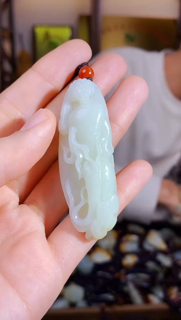 【闪购商品】和田玉颈饰未镶嵌1