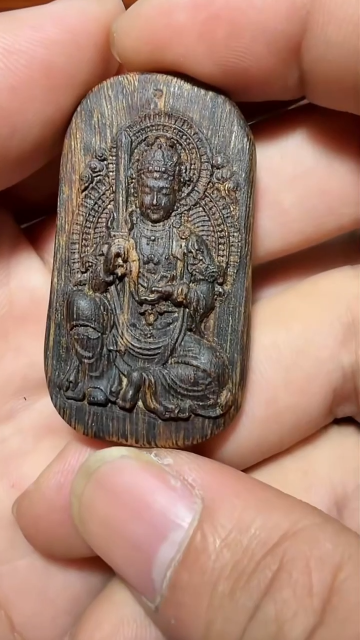 沉香吊坠224号双面雕生肖兔多样性发一