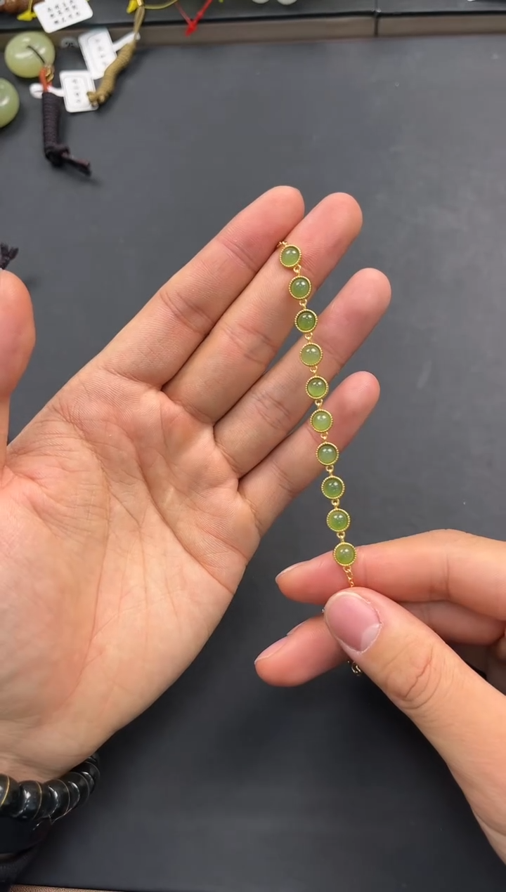 未镶嵌手串和田玉俄碧手链微色差