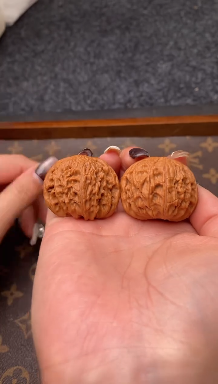 把件文玩核桃b224号39尺磨盘