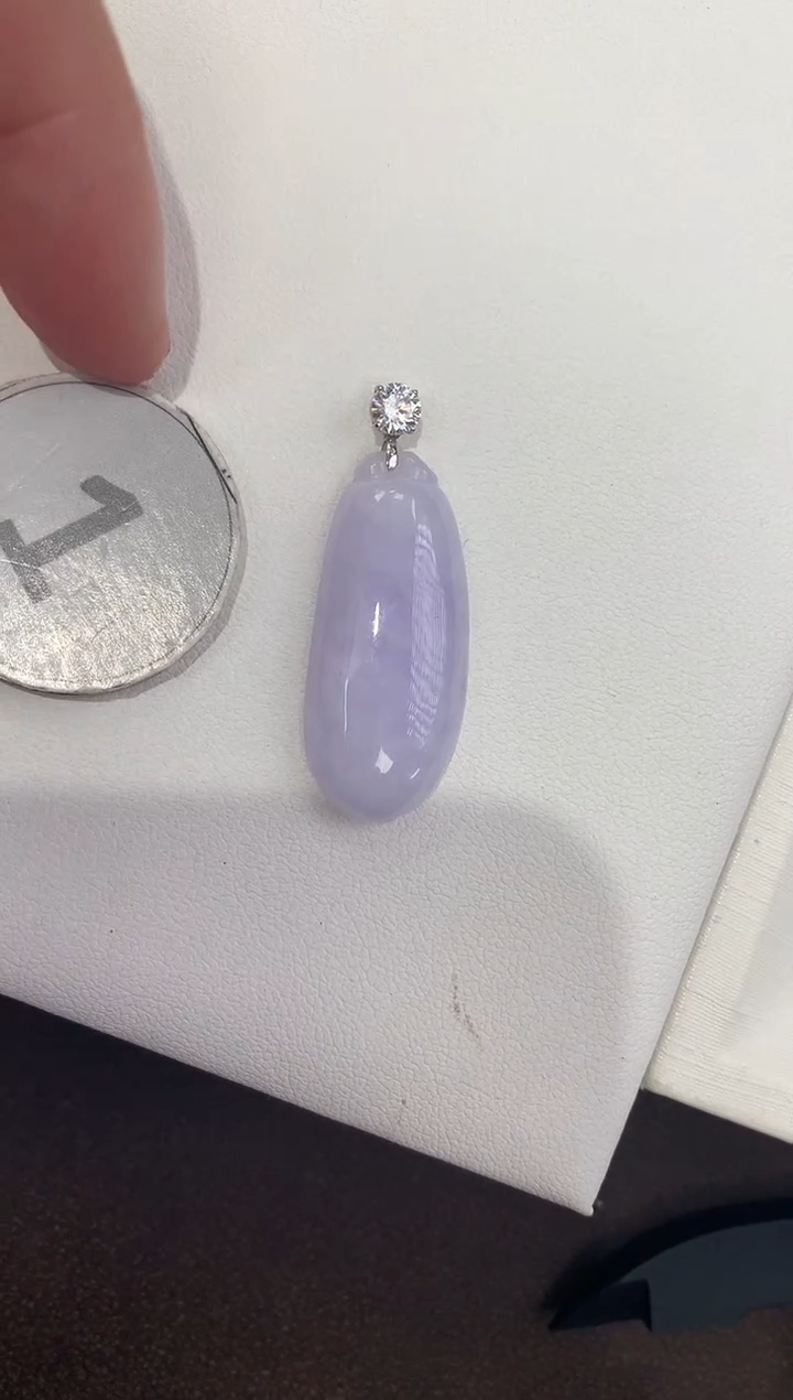 颈饰18K金镶嵌翡翠天然缅甸a货翡翠