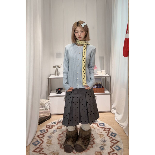 秋季百搭韩系珠珠开衫开衫长袖气质圆领毛针织衫早秋女装