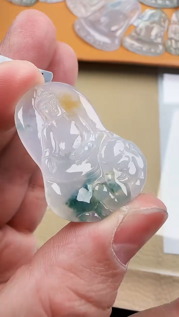 【闪购商品】翡翠颈饰未镶嵌缅甸天然翡翠