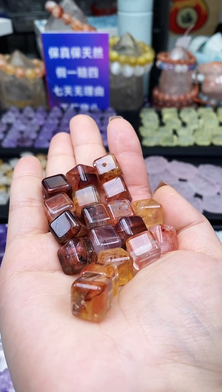 【闪购商品】水晶吊坠(不含链)未镶嵌 26a多样性发其一/2.15/1个