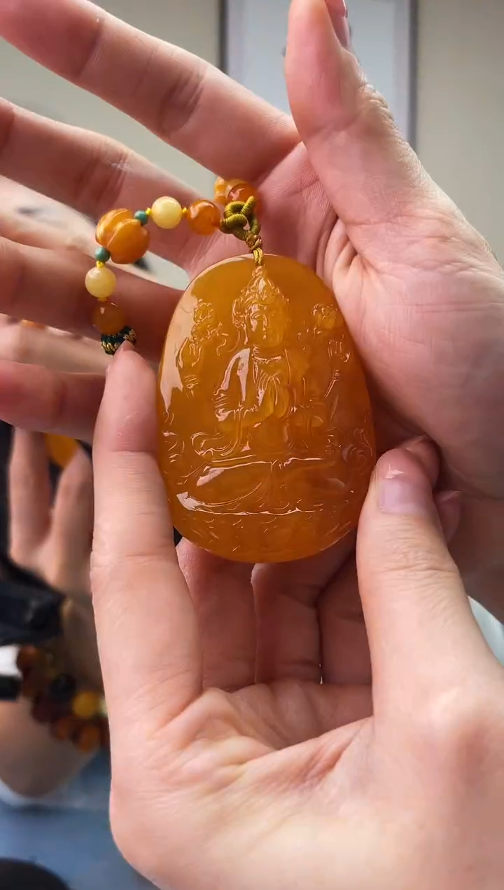 琥珀未镶嵌珠宝奇石T030假一罚十，微瑕多样性发一件