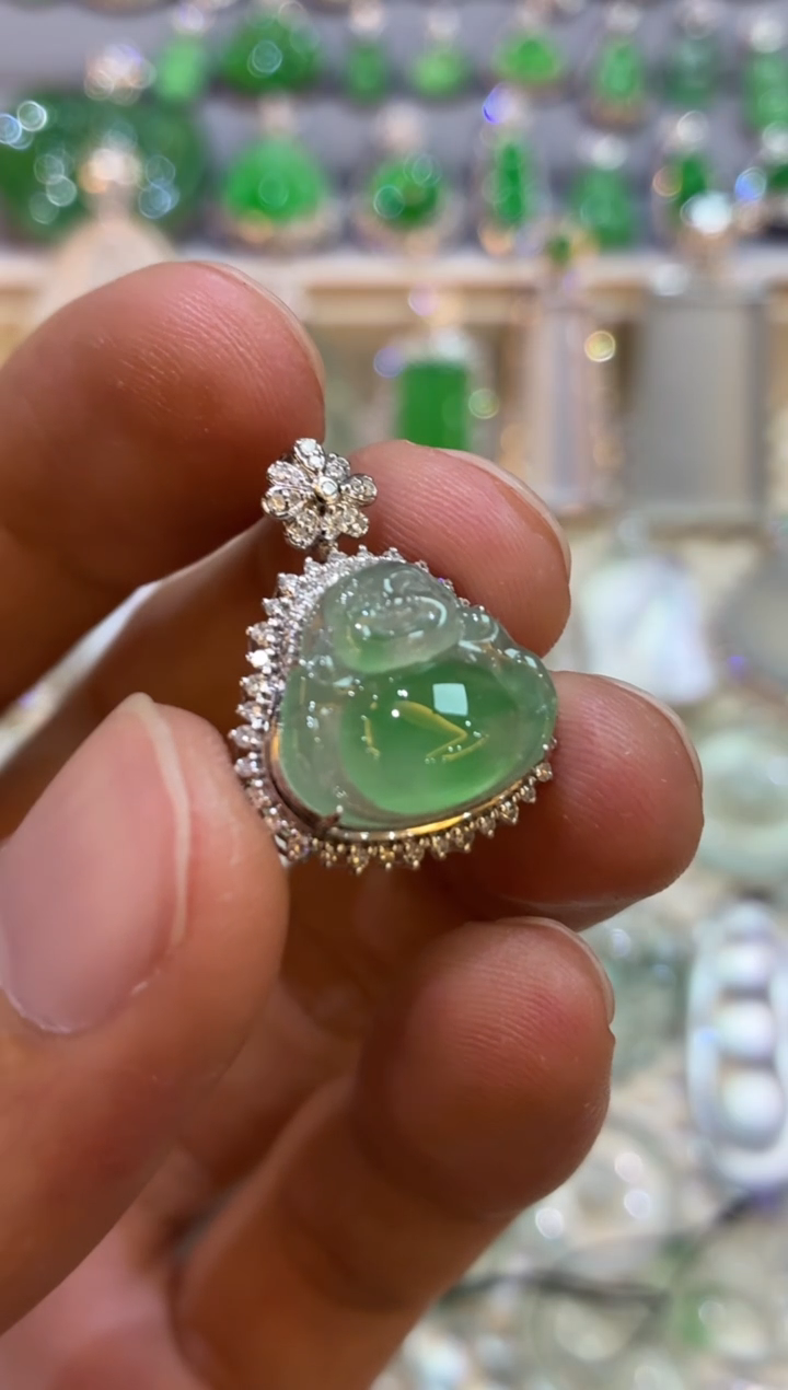 吊坠(不含链)18K金镶嵌翡翠佛公