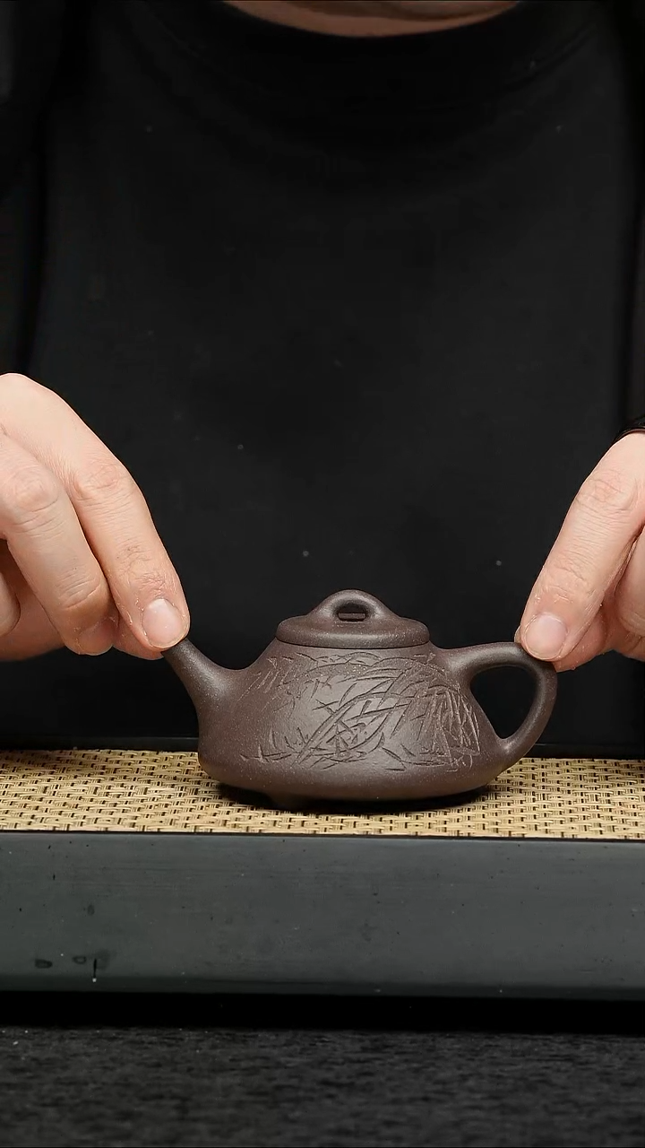 茶壶紫砂五堂 兰竹图石瓢