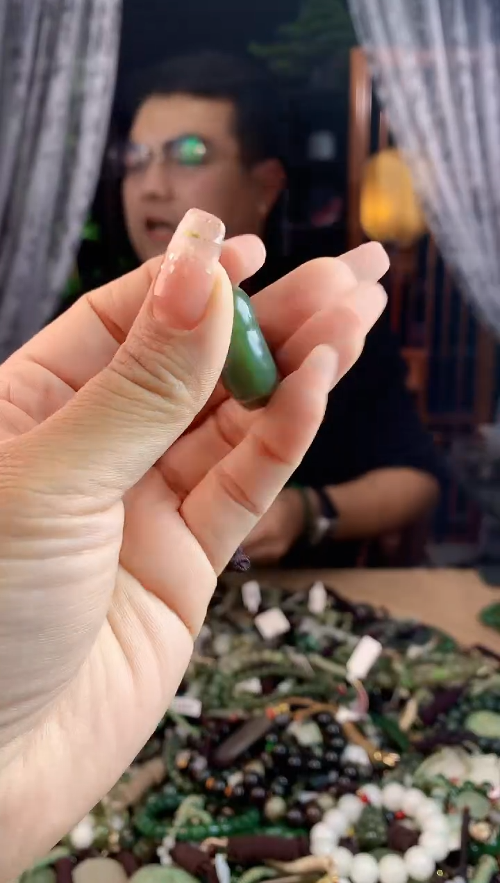 【闪购商品】和田玉挂件未镶嵌多样性发一