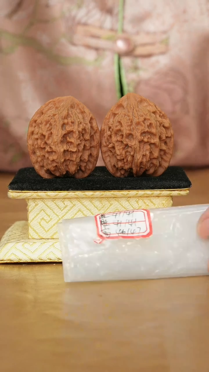 把件文玩核桃龙纹官帽