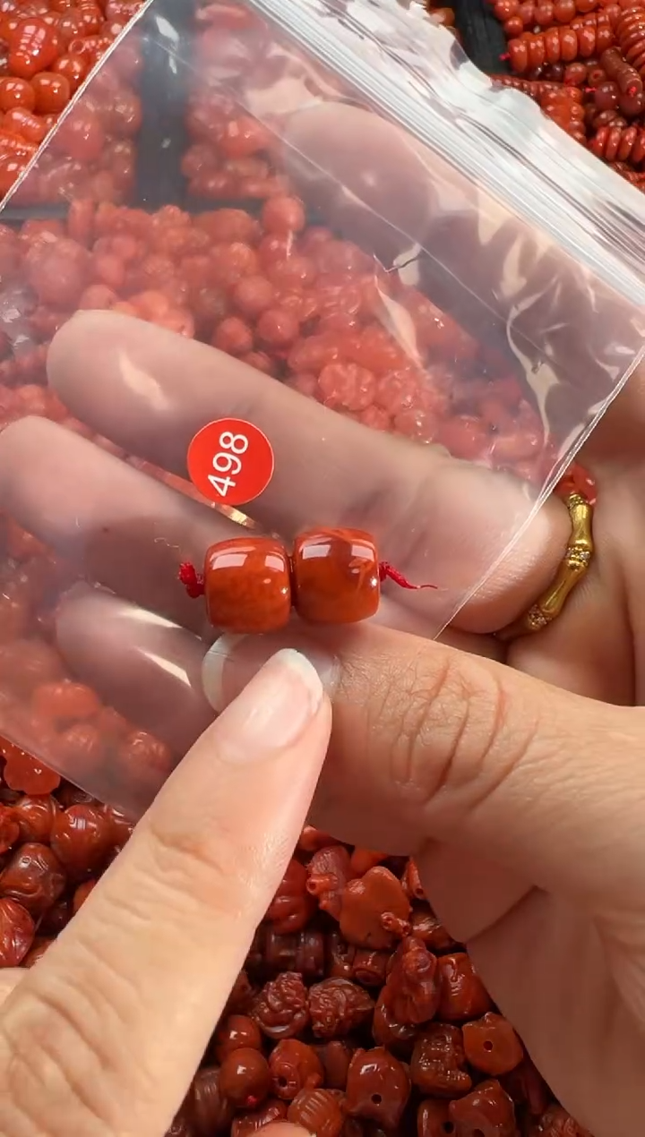 【闪购商品】南红玛瑙颈饰未镶嵌1