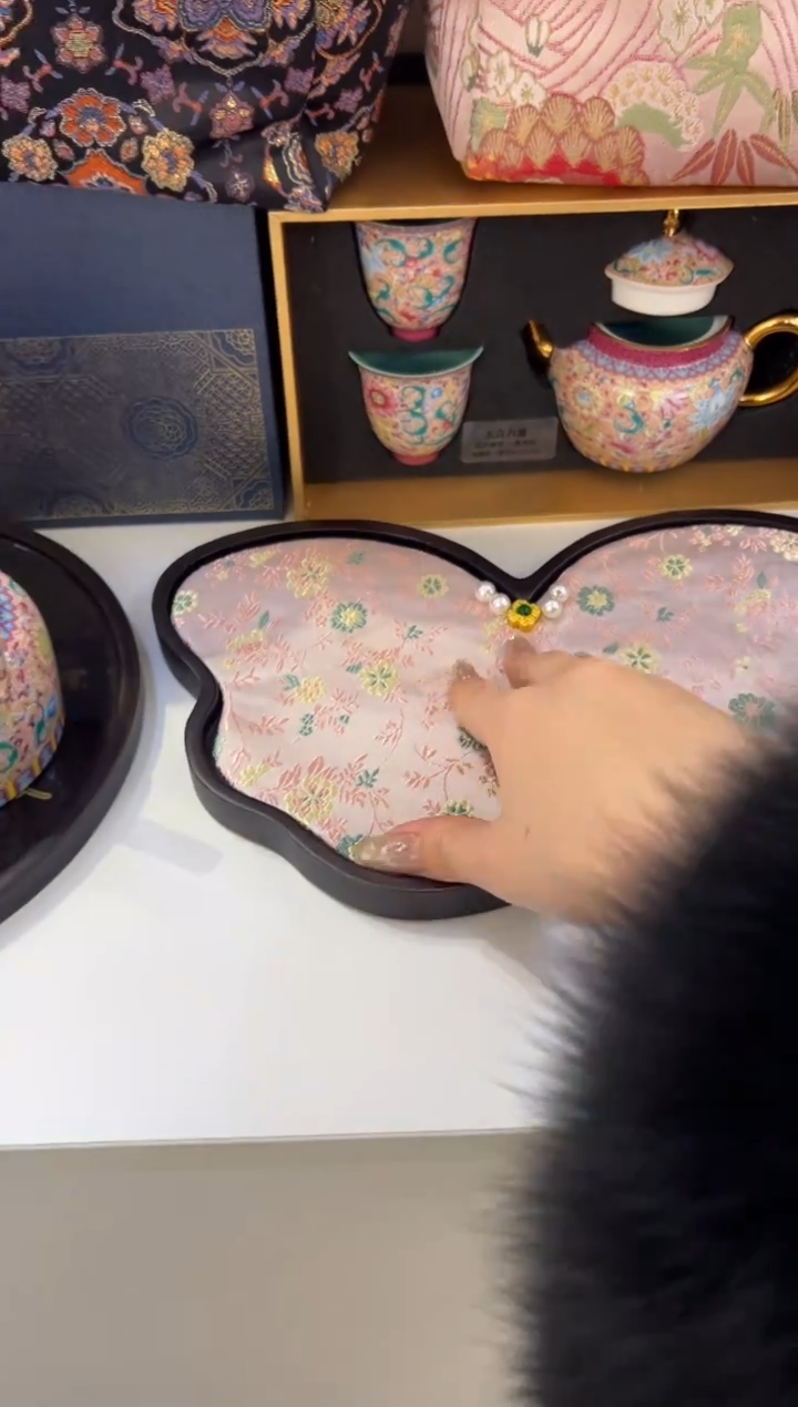 瓷片乔悦闪电购链接